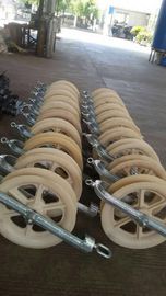 kopen 916 mm diameter enkelvoudig katrolblok met een nominale belasting van 50-180 KN en MC-nylonmateriaal voor de installatie van dirigenten online manufacture