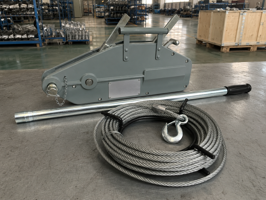 kopen 0.8-5.4T Handmatige Tirfor Kabeltrekker Lier met 20m Staalkabel voor Constructie en Hefwerkzaamheden online manufacture