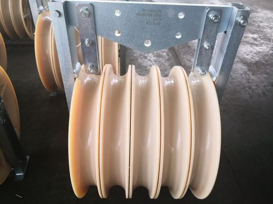 Aluminium nylon-stringing pulley blokken voor twee drie-streng geleiders 300-900mm2 40-105kn
